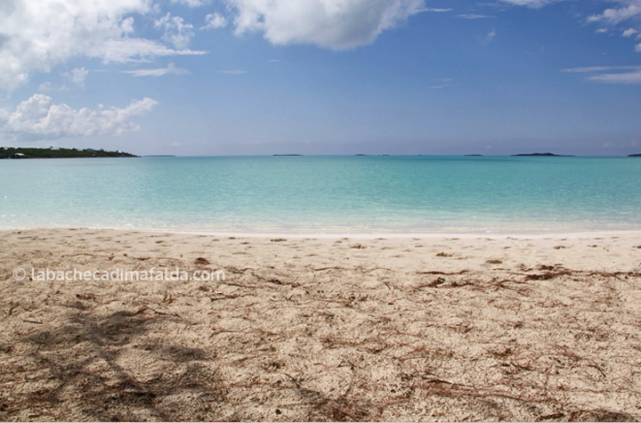 spiaggia Jolly Halla exuma bahamas